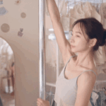 Monet Top 모네 - Arctic Green
